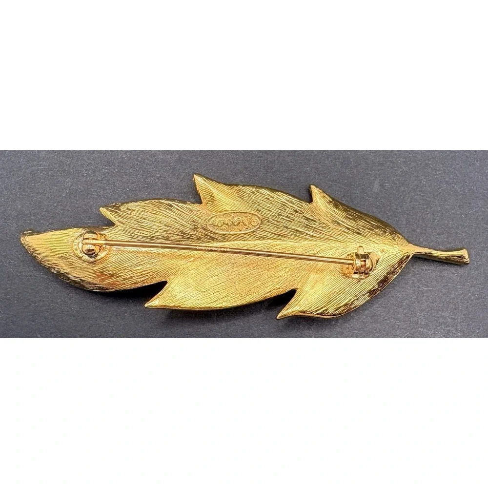 Vintage Napier Curled Leaf Feather Textured Brushed Gold‎ Tone Brooch 3